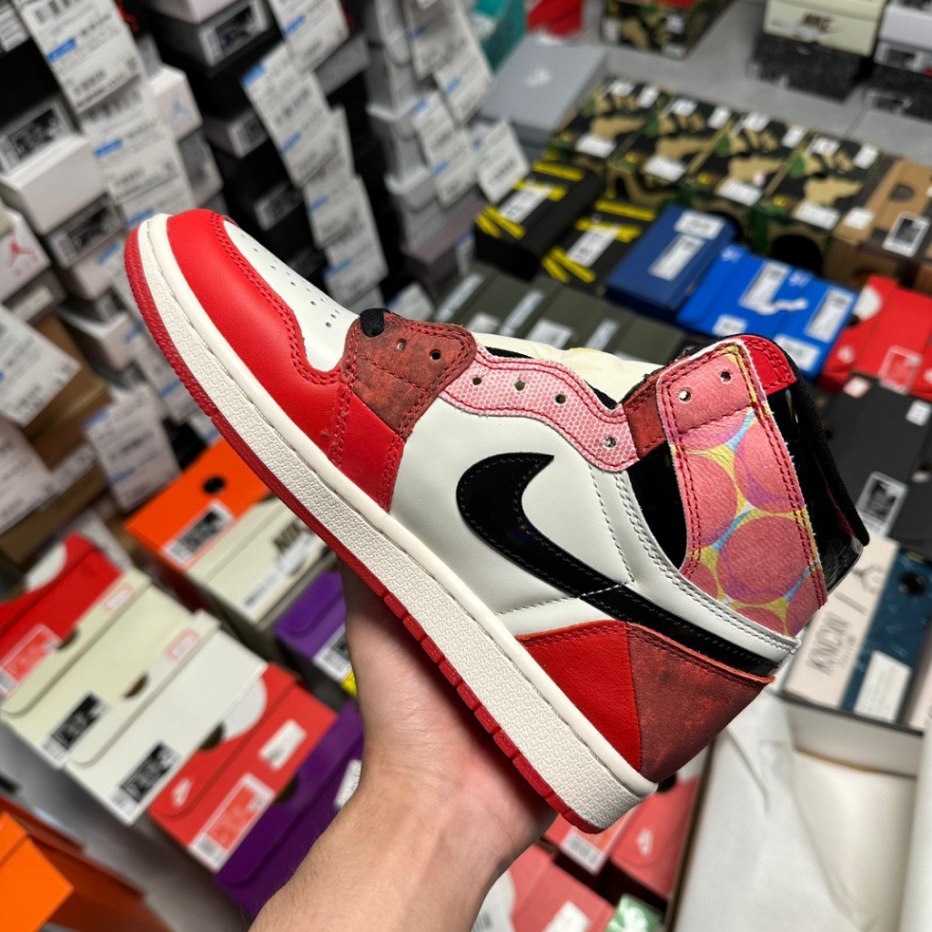 Giày Air Jordan 1 High , Aj1 High " Spiderman " đế dạ quang