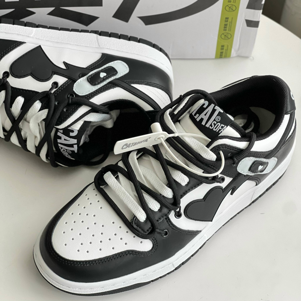Giày Sneaker Cat & Sofa Dunk ' Black White '  Panda Màu Đen Trắng | PiuPiu Authentic