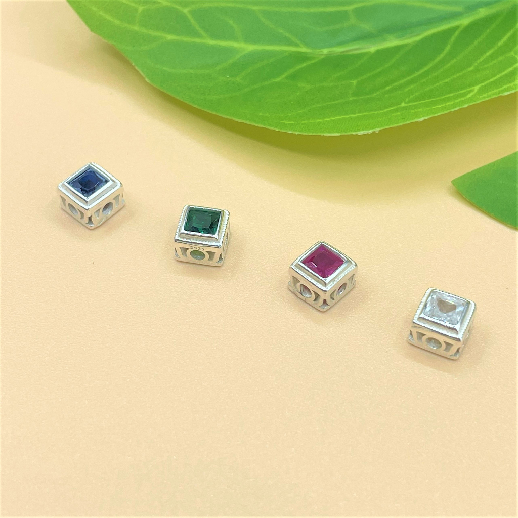 Charm bạc nối vương miện vuông đính đá nhiều màu 6 ly - Charm Bạc 925 - Mã CB935