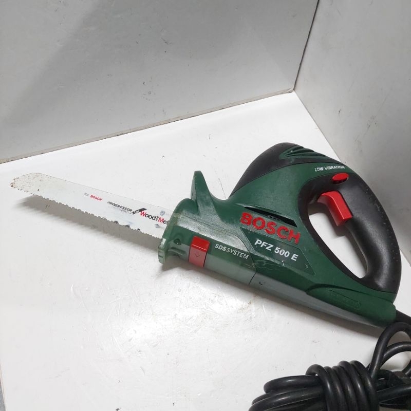 MÁY CƯA LỌNG BOSCH 500W ĐIỆN 100V