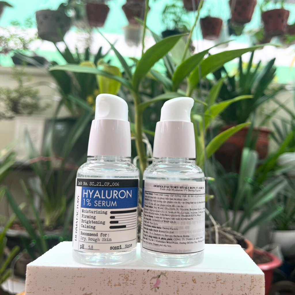Tinh chất dưỡng ẩm Derma Factory Hyaluron 1% Serum 30ml