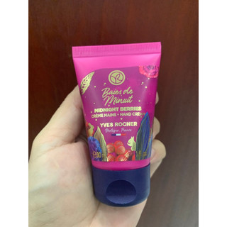 Kem dưỡng da tay Yves Rocher hương Berries 30ML