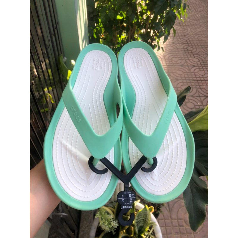 Dép kẹp xuất dư xịn croc.s full tem chính hãng bao check