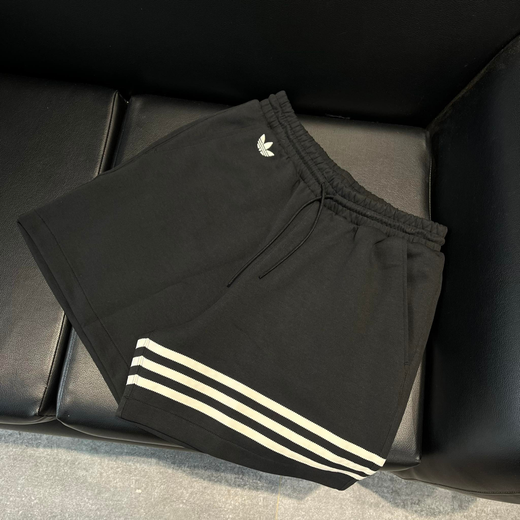 Quần Short Chính Hãng Adidas ADICOLOR NEUCLASSICS Shop Xám Store