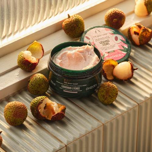 Tẩy tế bào chết toàn thân The Body Shop Body Scrub