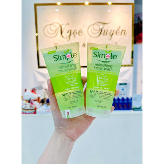 Sữa Rửa Mặt Simple Refreshing Facial Wash Dành Cho Mọi Loại Da 150ml