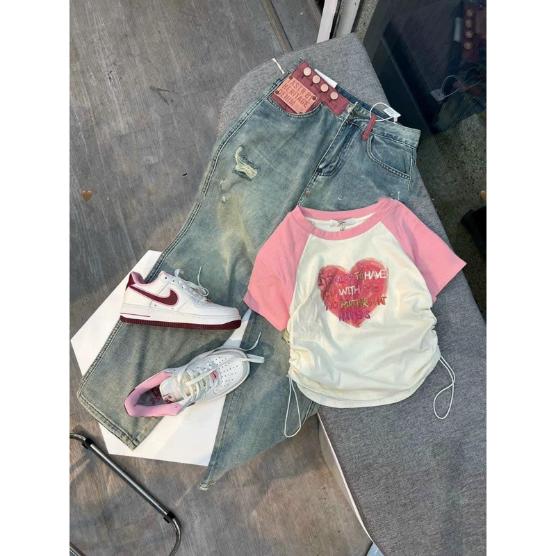 Quần Jeans Baggy Rách Pha Cạp Hồng Đính Khuy
