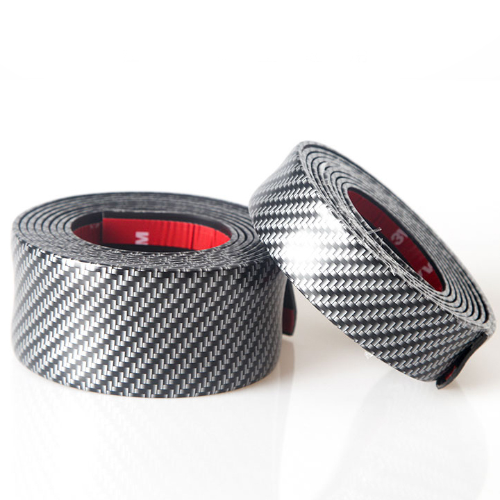 Cuộn cao su vân carbon dán trang trí, chống xước cho xe ô tô