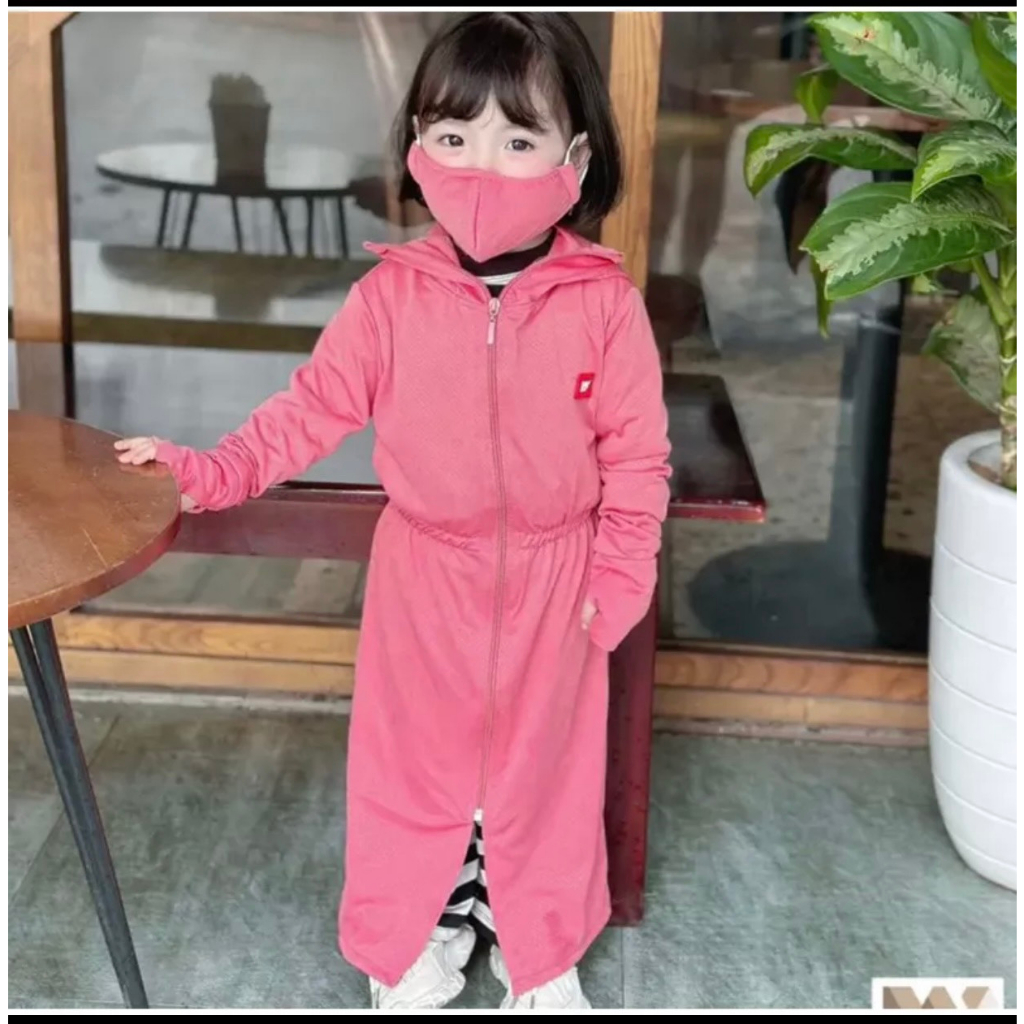 Aó chống nắng dài trẻ em,Áo nắng dài thân cho bé tặng kèm khẩu trang siêu kute chất liệu vải thông khí mát tránh nắng