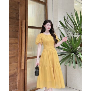 váy xòe cổ tròn xếp ly ngực
