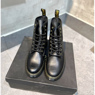 [CHINHHANG] Dr. Marten boots màu đen basic