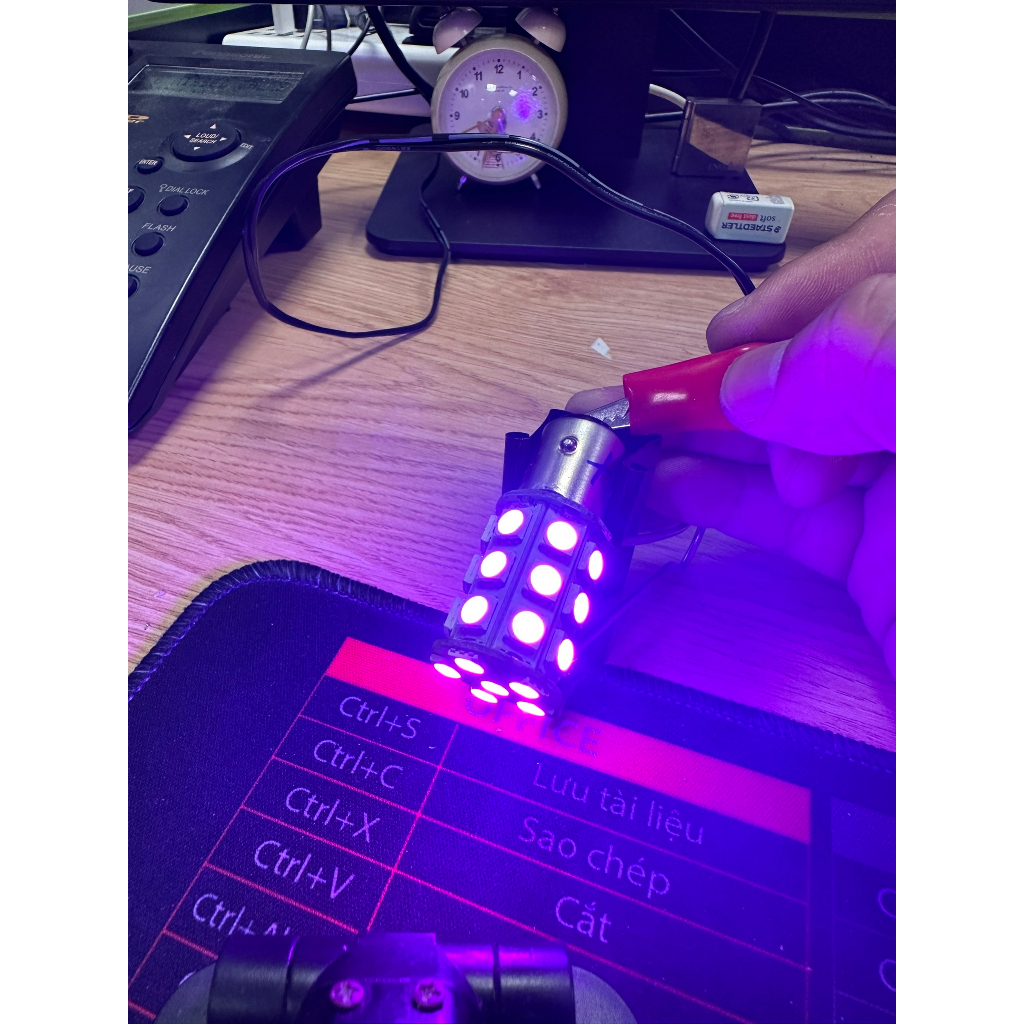 Bóng đèn LED 27 mắt ánh sáng Tím khi phanh đèn nhấp nháy chân 1157 lắp đèn hậu và phanh cho các dòng xe máy ô tô xe hơi