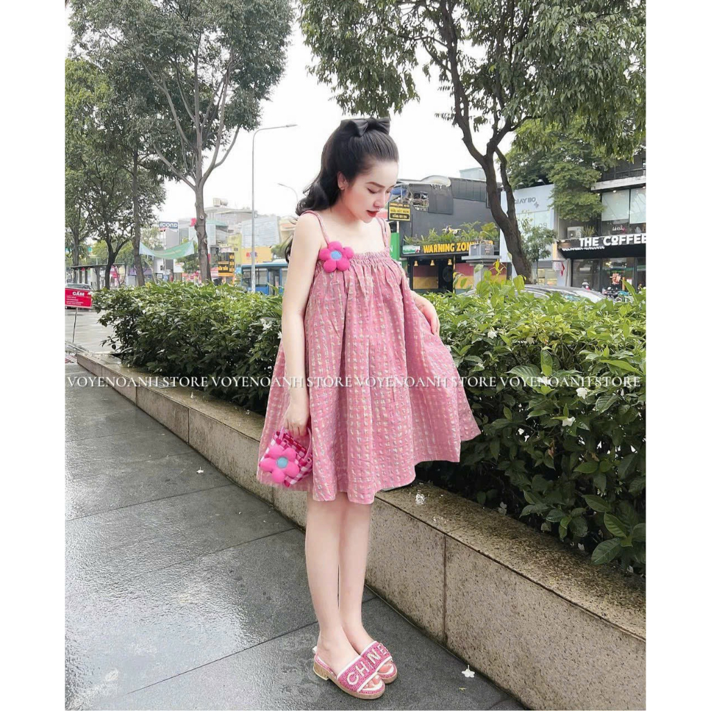 Đầm váy nữ 2 dây dáng suông họa tiết sọc gắn hoa dễ thương tôn dáng dự tiệc đi chơi, đi biển