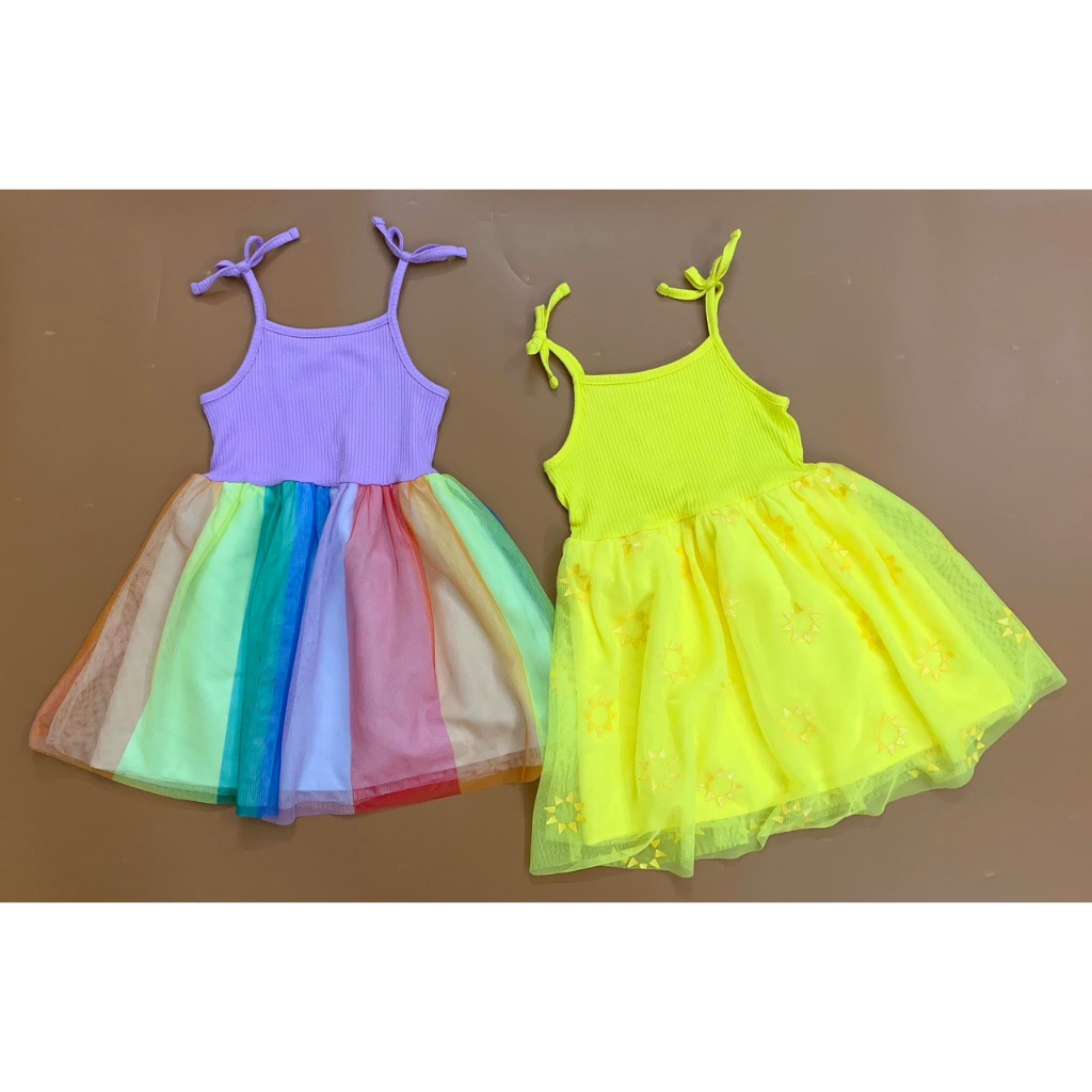 Đầm 2 dây bé gái xinh xắn đang yêu họa tiêt nổi bật