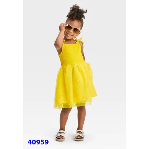 Đầm 2 dây bé gái xinh xắn đang yêu họa tiêt nổi bật