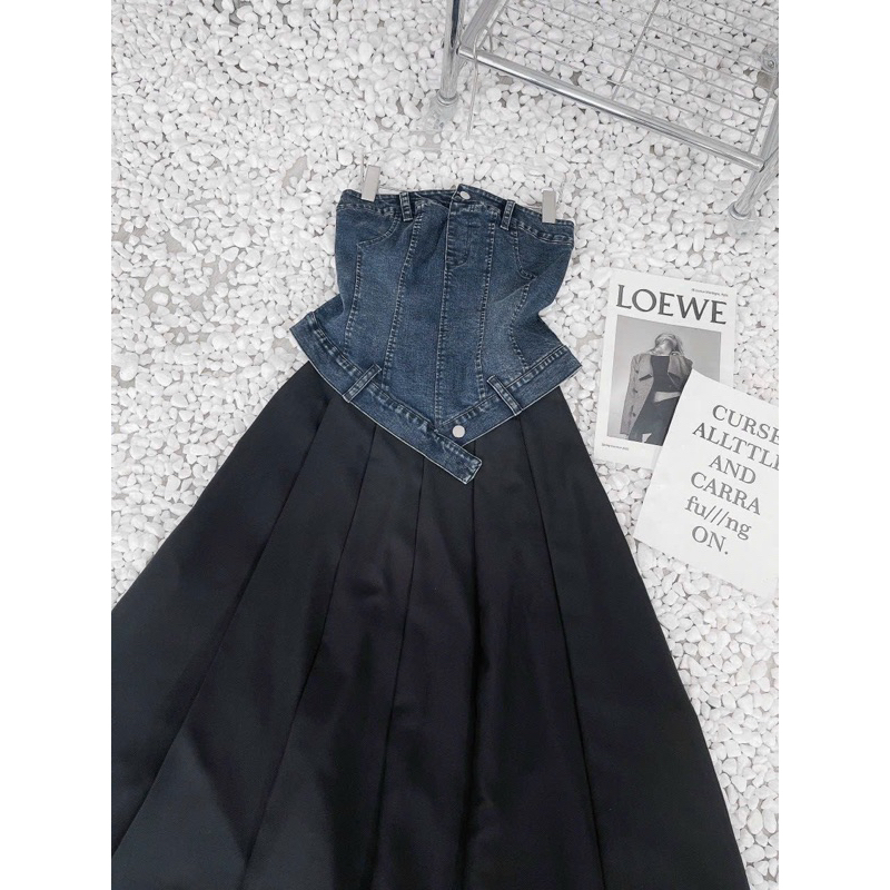 SET CHÂN VÁY ĐEN KÈM ÁO CUP JEAN