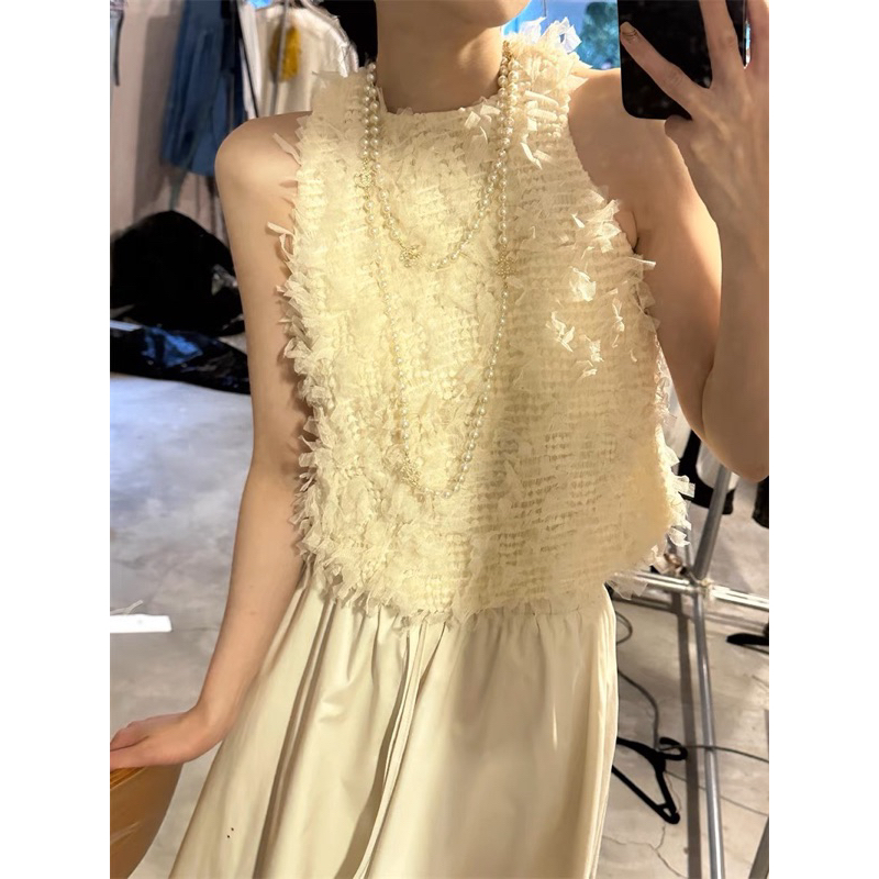 Áo yếm sát nách tua rua thanh lịch sang chảnh phong cách Hàn Quốc