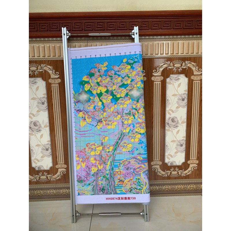 Bộ khung tranh thêu chữ thập