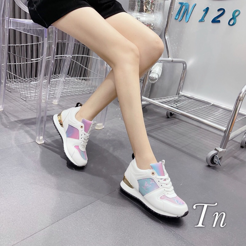 Giày thể thao hàng cao cấp full box.về chuyến mới quá trời 8,9 cực hot ,đẹp hết nước chấm 🥰Mã new 2023 nha