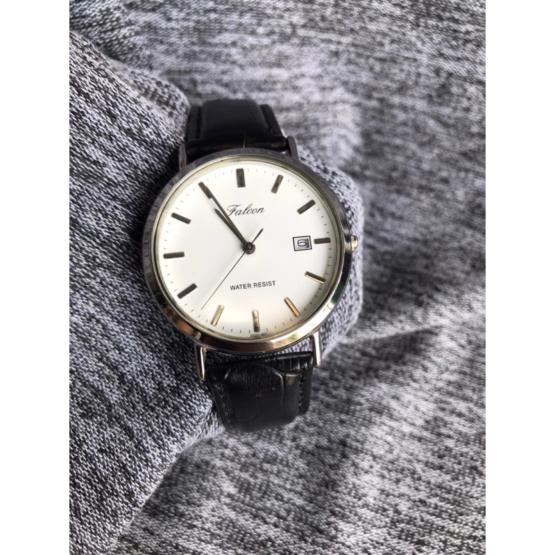 Đồng hồ nam dây da mặt trắng size 36mm của Q&Q citizen