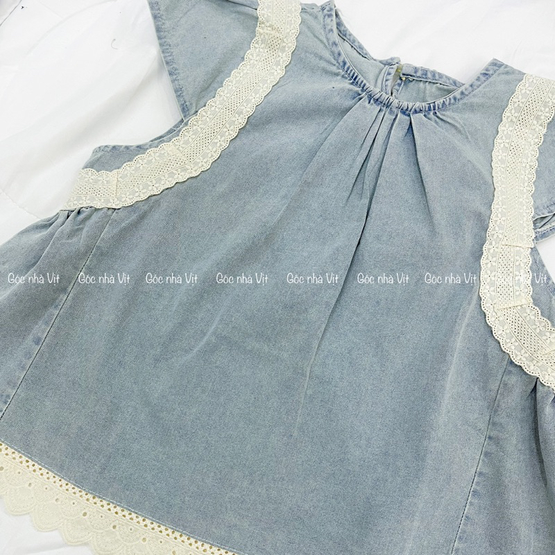 Áo jeans nhạt form babydoll phối ren