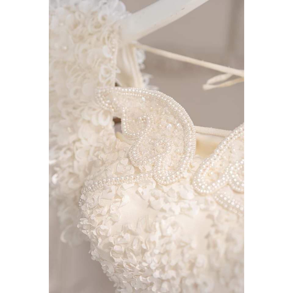 Đầm tay phồng kiểu dáng sang trọng MC