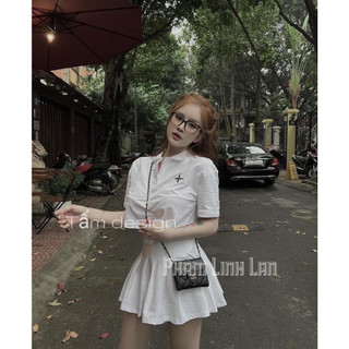 Áo Croptop có cổ mix chân váy sếp ly