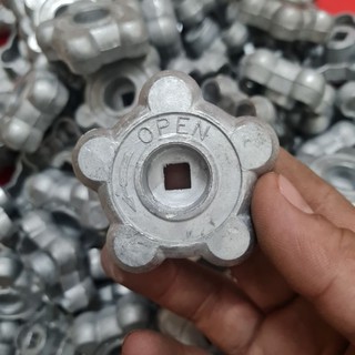 Núm vặn đóng mở bình khí argon, oxy, nito...