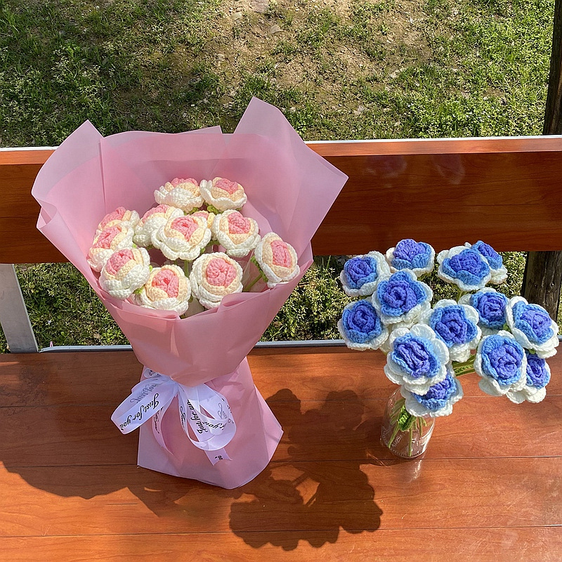 Bó hoa hồng handmade nhiều loại bằng len cao cấp, hoa giả trang trí, dùng làm quà tặng vô cùng ý nghĩa - L04