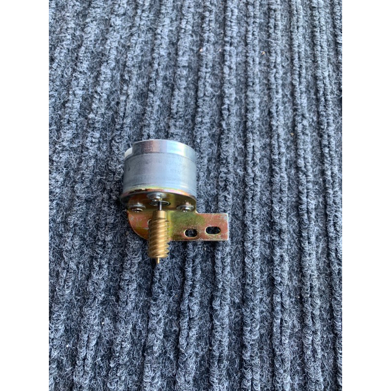 Moto ổn áp có sâu