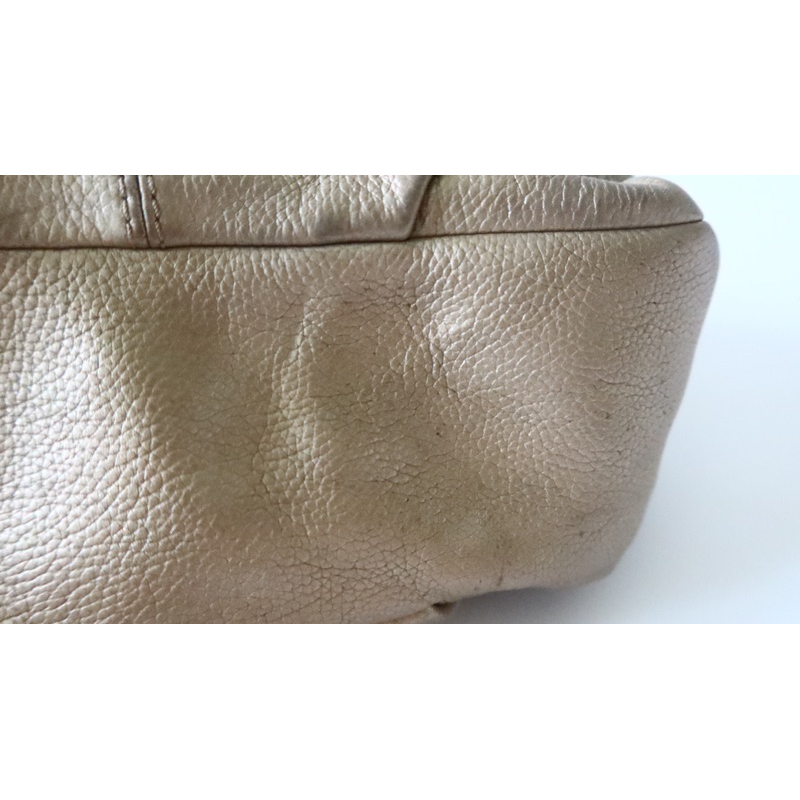 Túi đeo vai vintage Coach màu vàng nhạt nhũ - secondhand