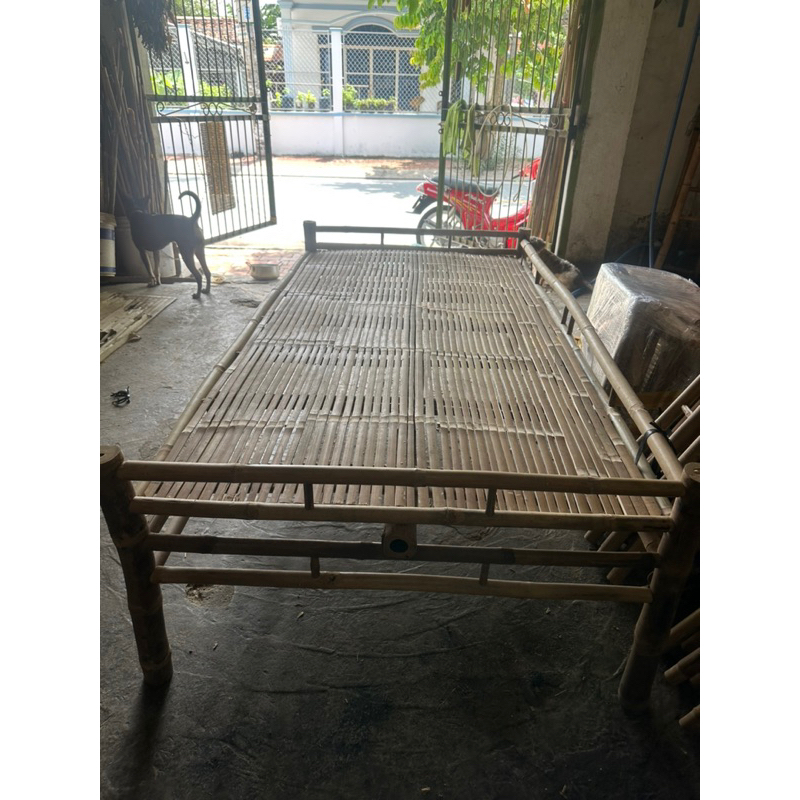 Giường tre/chõng tre nằm xông hơ ,ngồi giải trí,…