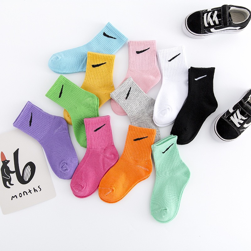 Set 5 đôi tất Nike cao cổ sắc màu cho bé trai bé gái phong cách thể thao