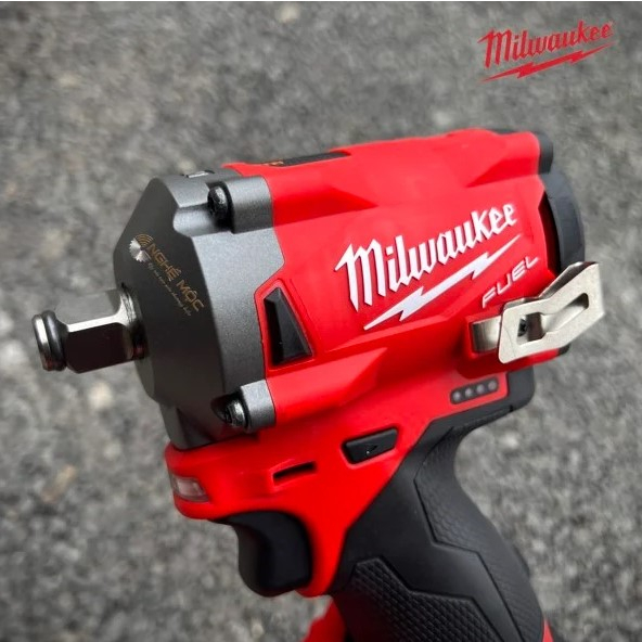 Máy siết ốc Bulong MILWAUKEE M12 FIWF12 lực 339Nm