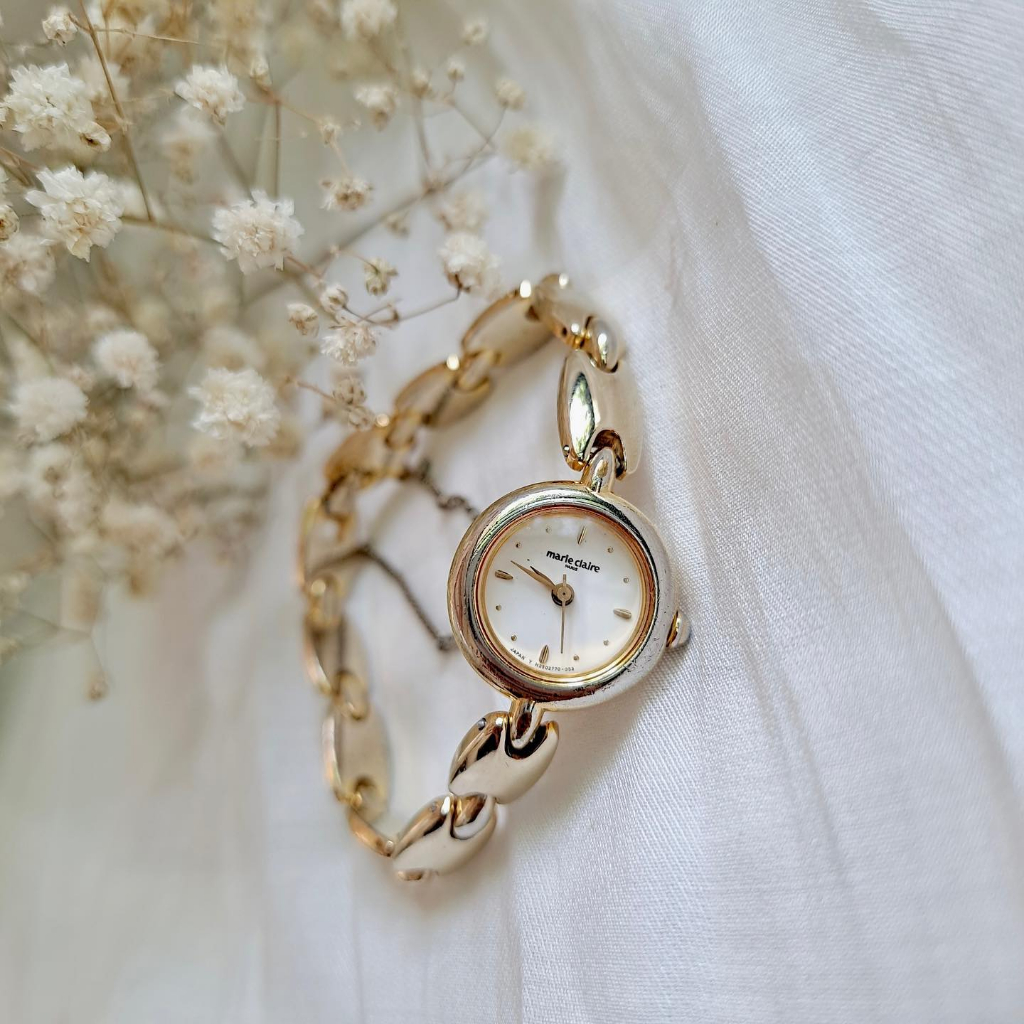 Đồng hồ Si Nhật - Nữ - MARIE CLAIRE PARIS kiểu lắc tay tiểu thư