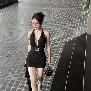𝑪𝒉𝒊𝒄𝒄𝒚 𝑫𝒓𝒆𝒔𝒔 Đầm body tag đá cổ v bageo