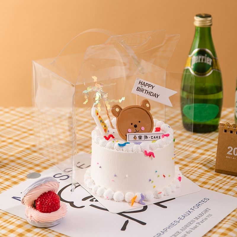 Hộp Mica Vuông dùng đựng Bánh và Quà cực xinh.