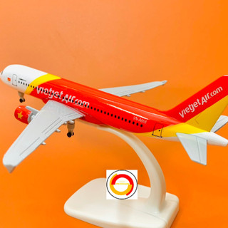 Mô hình máy bay VietJet 20cm có bánh chuẩn đẹp