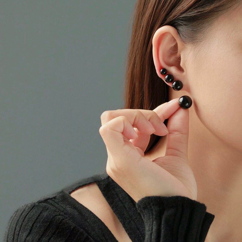 Bông tai nụ cơ bản hạt đen nhiều size phong cách thời trang thanh lịch cho nam nữ