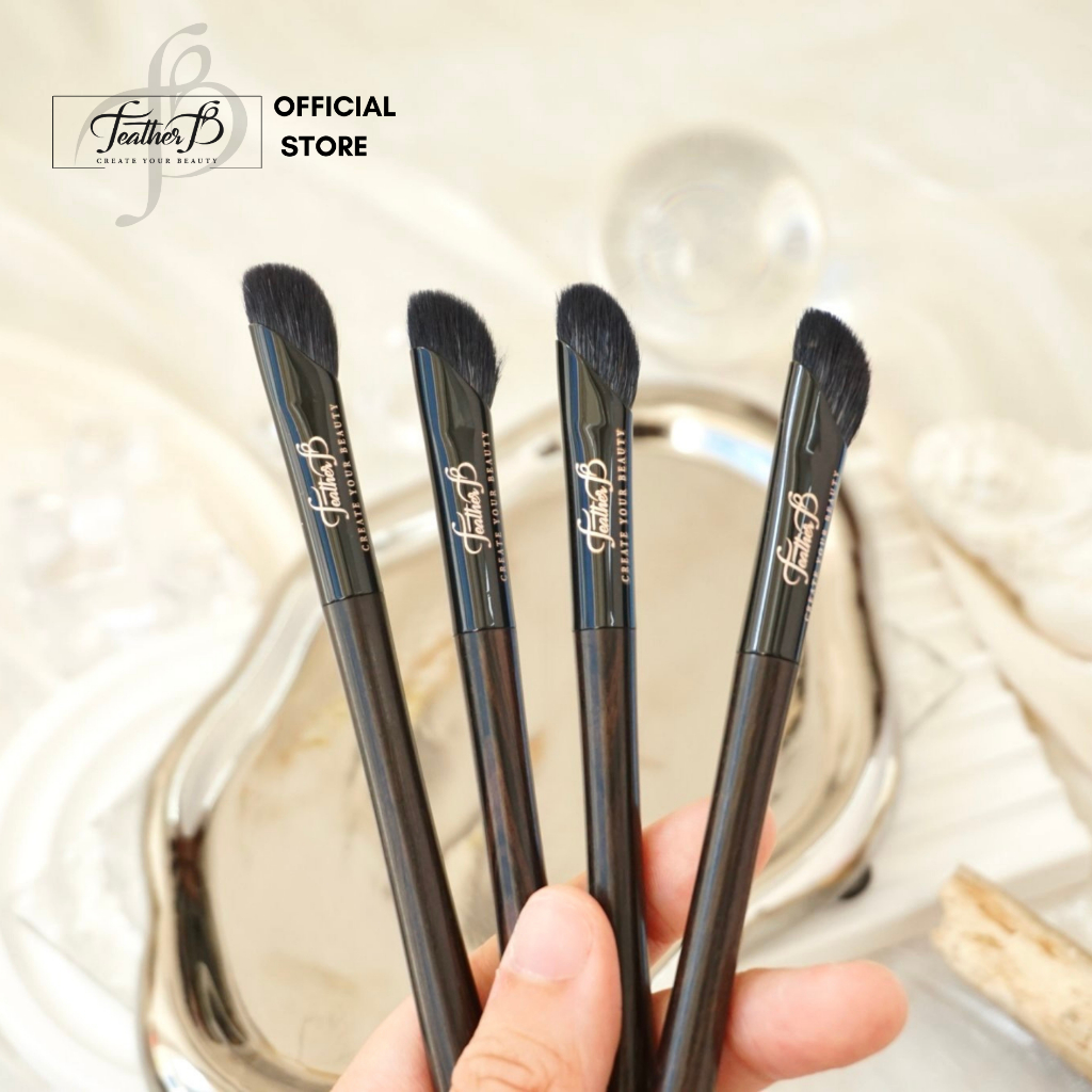 Cọ khối sống mũi - highlight D259 Feather B (GIAO MẪU NGẨU NHIÊN - lông tổng hợp)