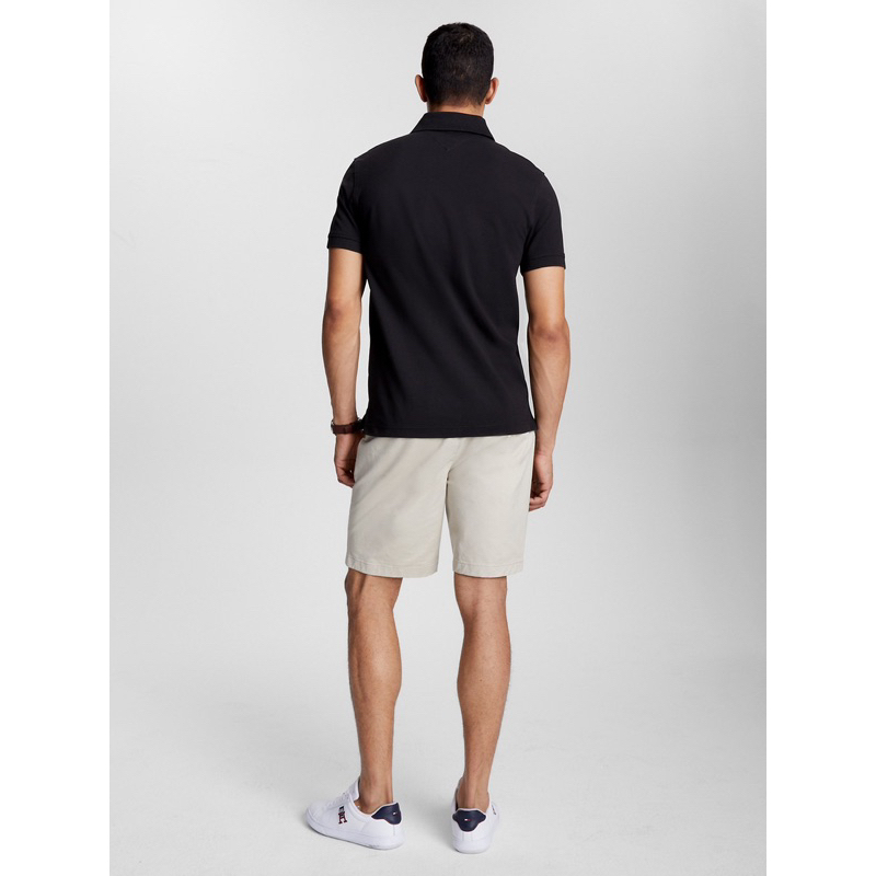 Áo thun nam có cổ polo hiệu Tommy Hilfiger chính hãng.