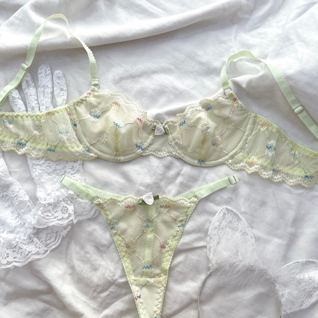 Bộ đồ lót nữ Candy - Áo lót ren có gọng - không mút - Quần lọt khe G-string - Thiết kế Sanvajulie
