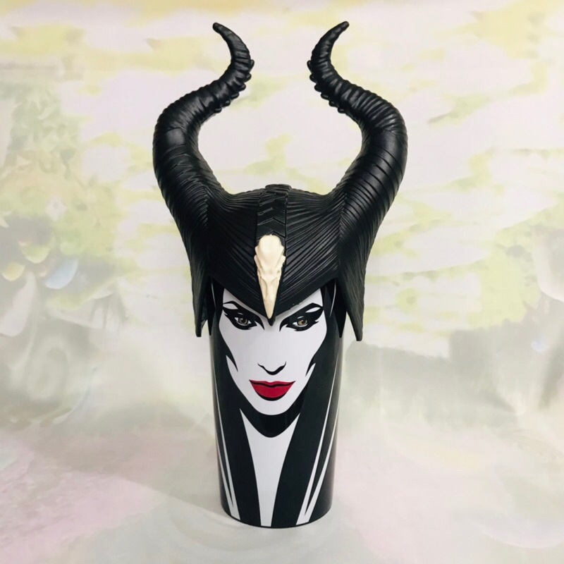 Ly nhân vật Maleficent