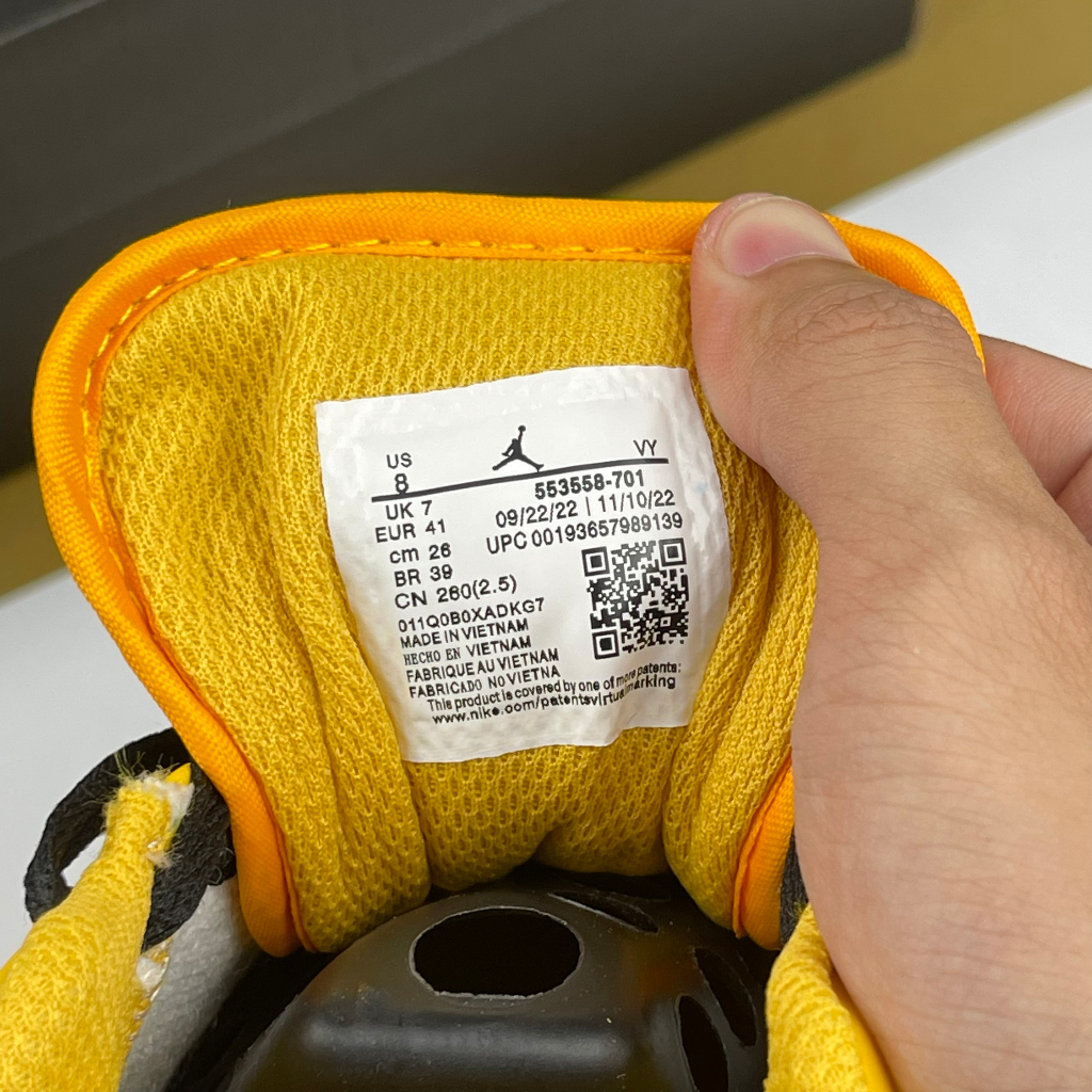 Giày JD1 Low Taxi, JD1 Thấp Trắng Vàng Gót Đen Bản Cao Cấp - Than.Shoes