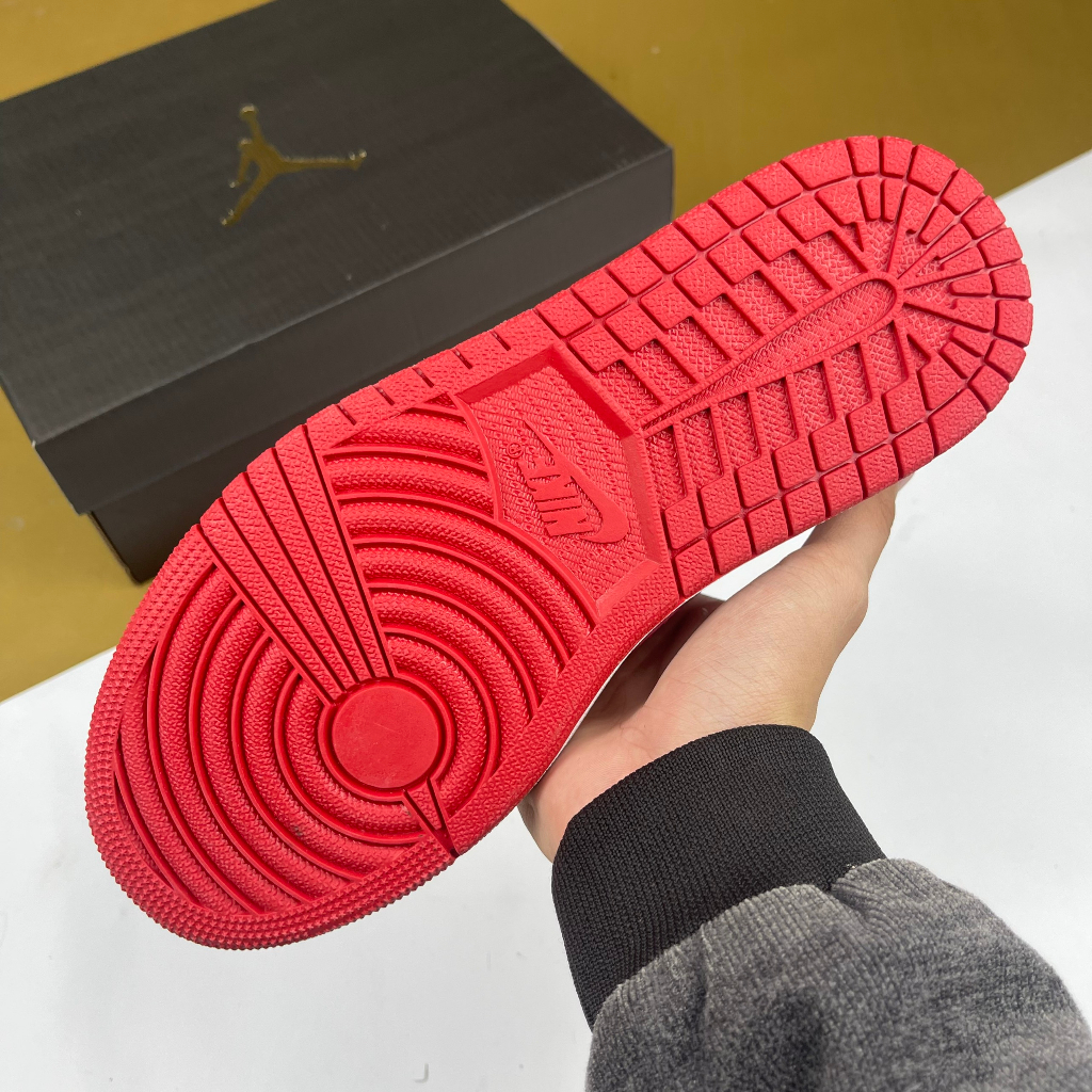 Giày JD1 Low Reverse Black Toe, JD1 Thấp Đỏ Trắng Gót Đen Bản Cao Cấp - Than.Shoes
