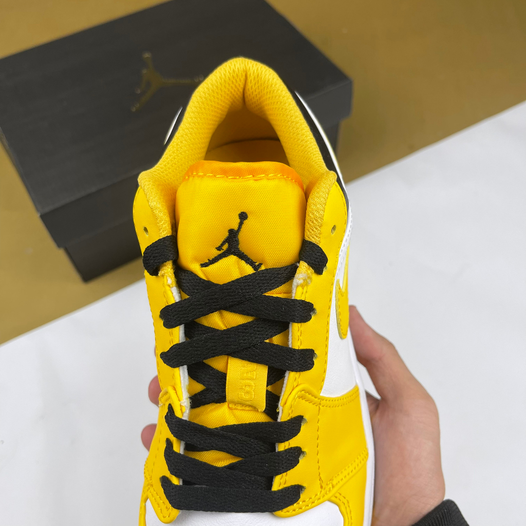 Giày JD1 Low Taxi, JD1 Thấp Trắng Vàng Gót Đen Bản Cao Cấp - Than.Shoes