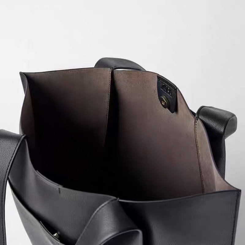 Túi tote đen da mềm Za.ra