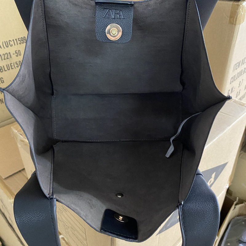 Túi tote đen da mềm Za.ra