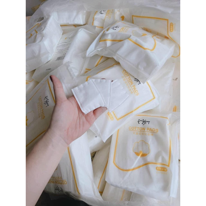 Bông tẩy trang Cotton Pads 222 miếng