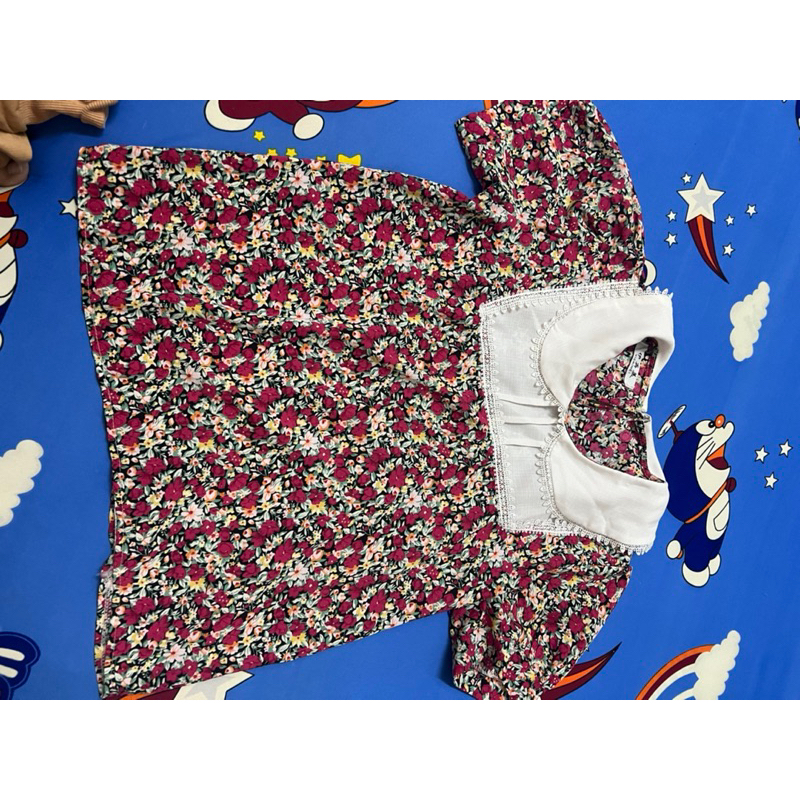 Thanh lý áo kiểu nhiều mẫu